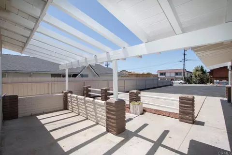 Exterior - 1133 Gardena Rd, Encinitas, CA 92024 photo 4 of 5