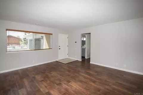 Living - 1133 Gardena Rd, Encinitas, CA 92024 photo 1 of 3