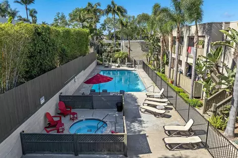 Exterior - 127 W Glaucus #B, Encinitas, CA 92024 photo 1 of 1