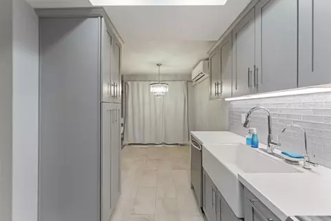Kitchen - 127 W Glaucus #B, Encinitas, CA 92024 photo 2 of 2