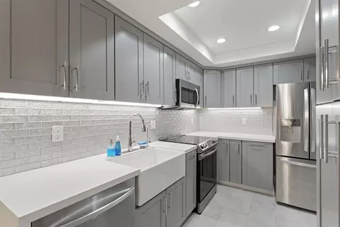Kitchen - 127 W Glaucus #B, Encinitas, CA 92024 photo 1 of 2