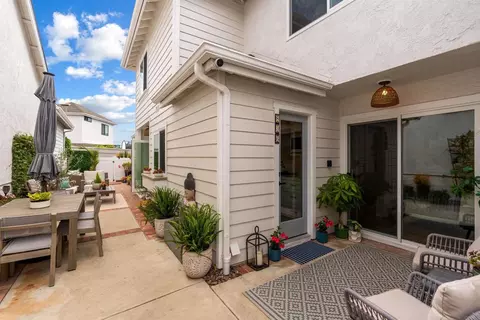 Exterior - 836 Windcrest Dr, Carlsbad, CA 92011 photo 7 of 9