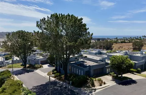 View/Area - 1051 Freedom Ct, Del Mar, CA 92014 photo 1 of 6