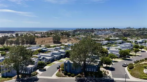 View/Area - 1051 Freedom Ct, Del Mar, CA 92014 photo 4 of 6