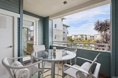 Exterior - 1540 Seabridge Ln, Oxnard, CA 93035 photo 2 of 7