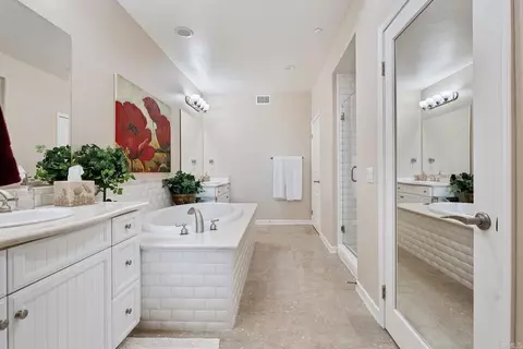 Bath - 1540 Seabridge Ln, Oxnard, CA 93035 photo 2 of 5