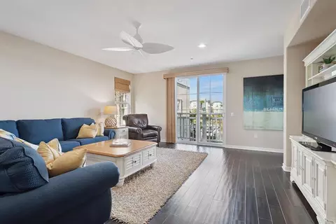Living - 1540 Seabridge Ln, Oxnard, CA 93035 photo 4 of 4