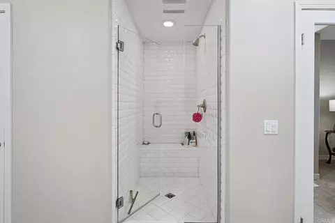 Bath - 1540 Seabridge Ln, Oxnard, CA 93035 photo 5 of 5