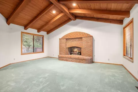 Living - 103 Alta Mesa Dr, Vista, CA 92084 photo 6 of 9