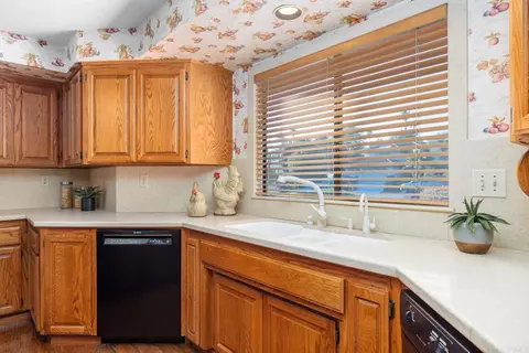 Kitchen - 103 Alta Mesa Dr, Vista, CA 92084 photo 2 of 5