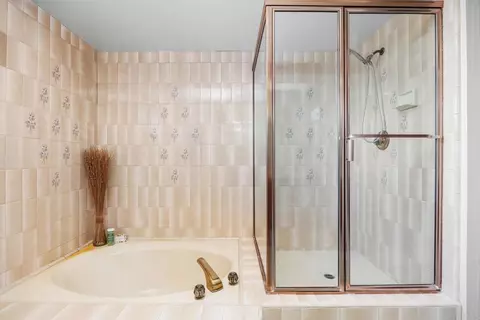 Bath - 103 Alta Mesa Dr, Vista, CA 92084 photo 3 of 7