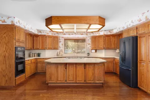 Kitchen - 103 Alta Mesa Dr, Vista, CA 92084 photo 4 of 5