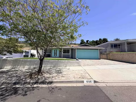 656 Roja St, Oceanside, CA 92057