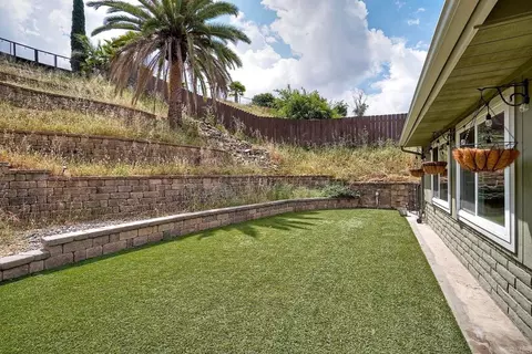 Exterior - 13833 Los Coches Rd E, El Cajon, CA 92021 photo 4 of 9