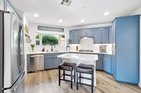 Kitchen - 143 Jupiter St, Encinitas, CA 92024 photo 2 of 4