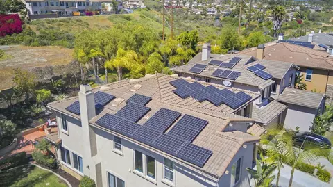 View/Area - 4682 Meadow Dr, Carlsbad, CA 92010 photo 3 of 6