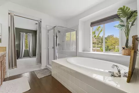 Bath - 4682 Meadow Dr, Carlsbad, CA 92010 photo 1 of 4