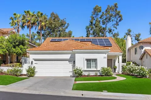 3153 Amberwood Ln, Escondido, CA 92027