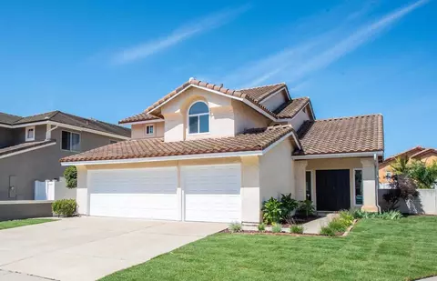 2038 Ridgeline Ave, Vista, CA 92081