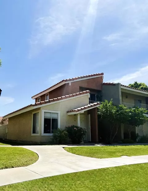 315 Tava Ln, Palm Desert, CA 92211