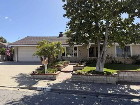 741 Paul St, Escondido, CA 92027