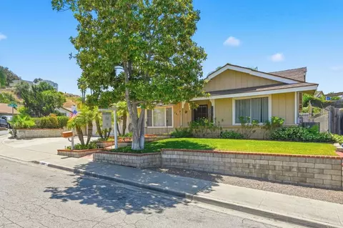 741 Paul St, Escondido, CA 92027