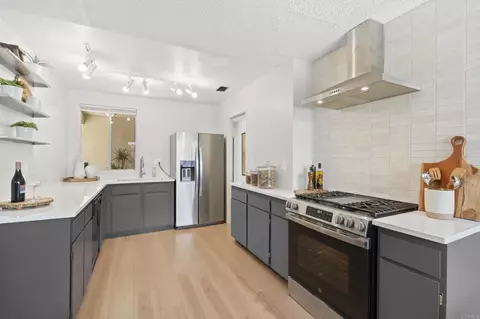 Kitchen - 3133 Morningside Dr, Oceanside, CA 92056 photo 2 of 4