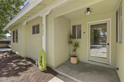 Exterior - 3133 Morningside Dr, Oceanside, CA 92056 photo 3 of 10