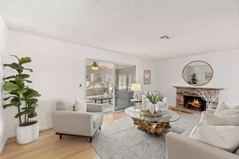 3133 Morningside Dr, Oceanside, CA 92056