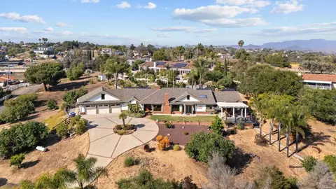 1674 Baja Vista Dr, Fallbrook, CA 92028