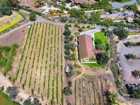 View/Area - 13348 Old Winery Rd, Poway, CA 92064 photo 5 of 9