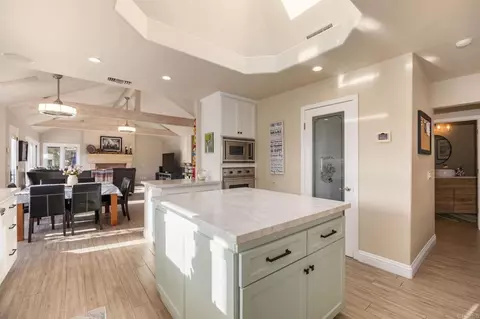 Kitchen - 13348 Old Winery Rd, Poway, CA 92064 photo 2 of 5