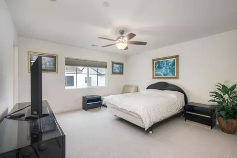 Bedroom - 35265 Blossom Pl, Fallbrook, CA 92028 photo 4 of 6