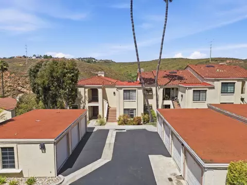Exterior - 3140 Arroyo Vis, Carlsbad, CA 92009 photo 10 of 11