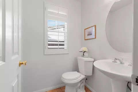 Bath - 1577 Whispering Palm Dr, Oceanside, CA 92056 photo 1 of 6