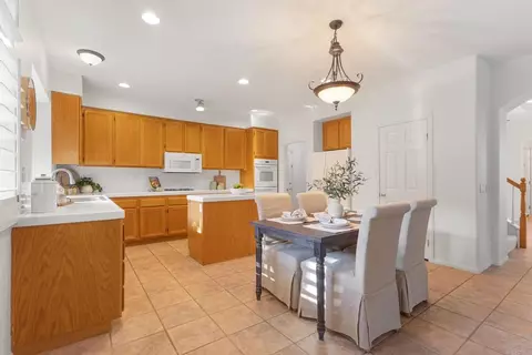 Kitchen - 1577 Whispering Palm Dr, Oceanside, CA 92056 photo 1 of 3