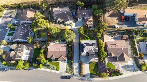 View/Area - 1577 Whispering Palm Dr, Oceanside, CA 92056 photo 1 of 7