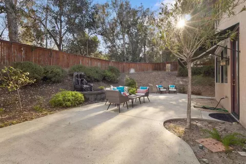 Exterior - 1577 Whispering Palm Dr, Oceanside, CA 92056 photo 2 of 5