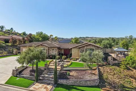 4030 Flowerwood Ln, Fallbrook, CA 92028