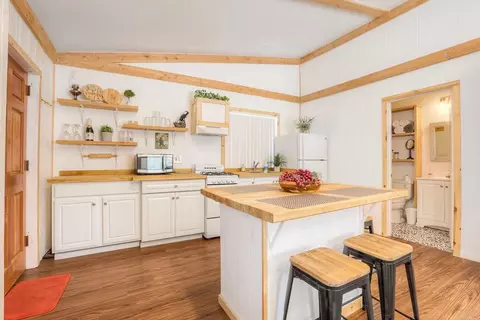 22223 Crestline Rd, Palomar Mountain, CA 92060