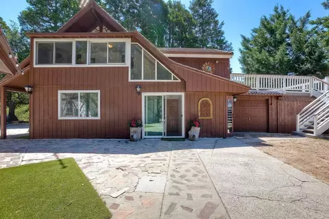 22223 Crestline Rd, Palomar Mountain, CA 92060