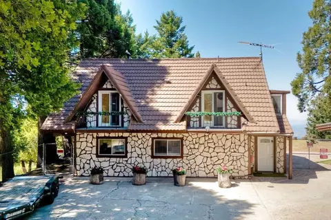 22223 Crestline Rd, Palomar Mountain, CA 92060