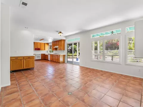 Living - 5151 Bella Colina St, Oceanside, CA 92056 photo 4 of 9