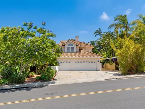 5151 Bella Colina St, Oceanside, CA 92056