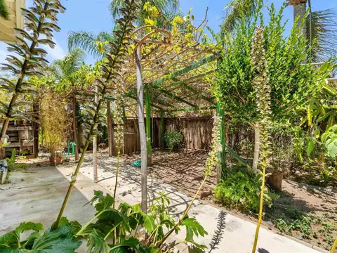 Exterior - 5151 Bella Colina St, Oceanside, CA 92056 photo 20 of 24