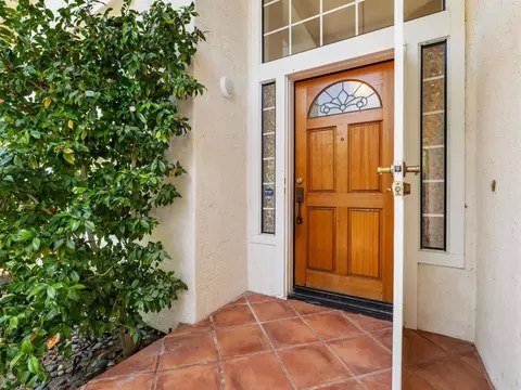 Entry Way - 5151 Bella Colina St, Oceanside, CA 92056 photo 1 of 4