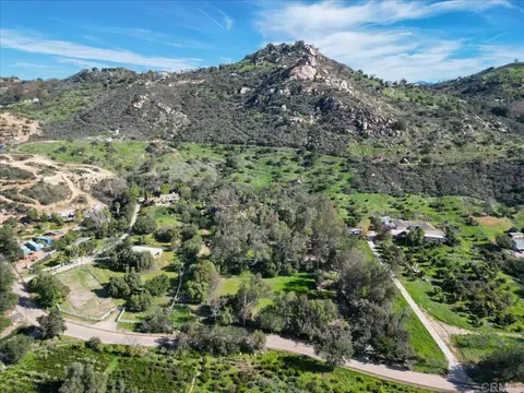 View/Area - 823 Rice Canyon Rd, Fallbrook, CA 92028 photo 7 of 8