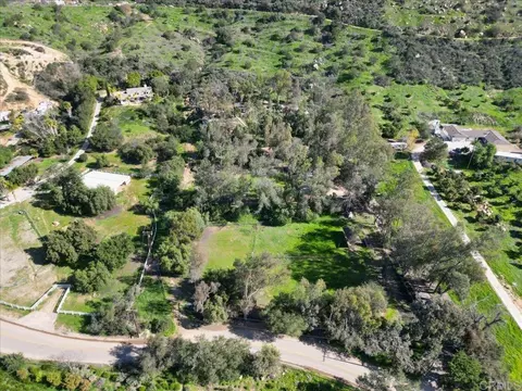 View/Area - 823 Rice Canyon Rd, Fallbrook, CA 92028 photo 6 of 8