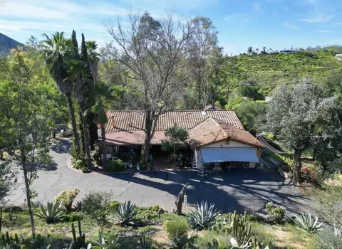 Exterior - 823 Rice Canyon Rd, Fallbrook, CA 92028 photo 3 of 9