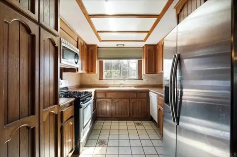 Kitchen - 823 Rice Canyon Rd, Fallbrook, CA 92028 photo 1 of 1